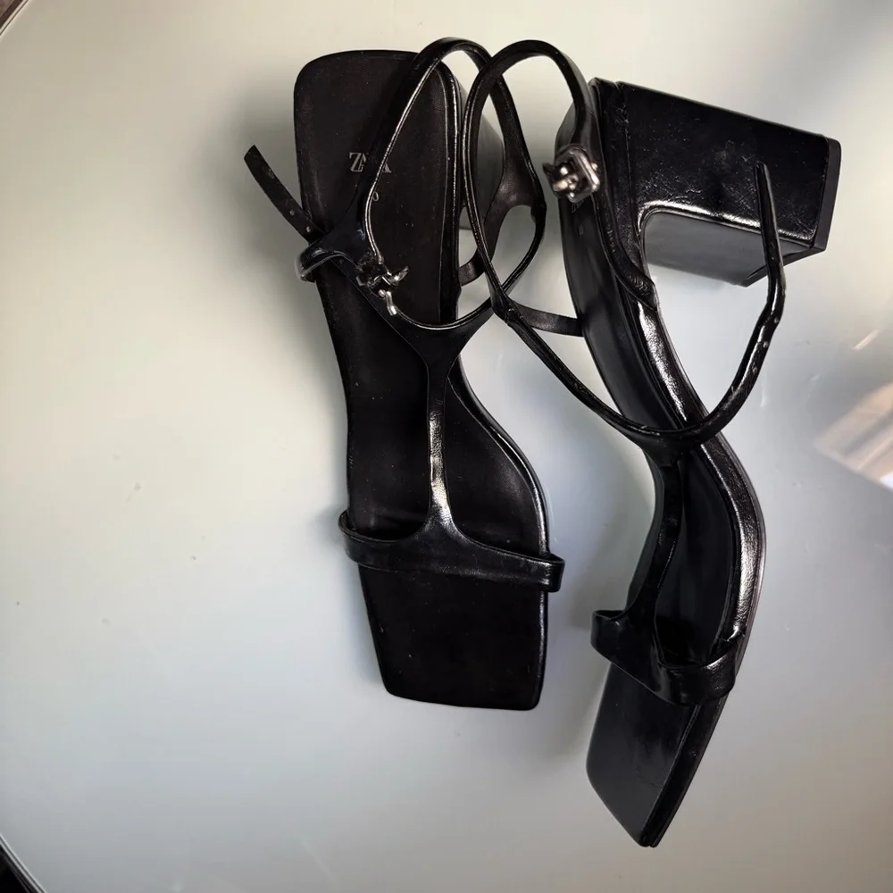 ZARA Black Leather Square- toe Block Heels Size 9